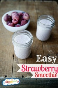 Power Breakfast: Easy Strawberry Smoothie