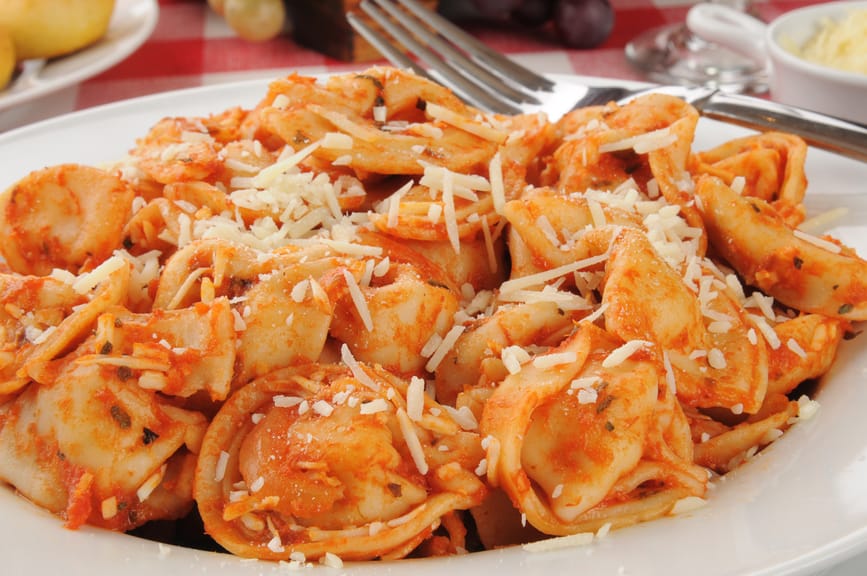 Italian Tortellini in the Crockpot - Easy & Family Friendly!