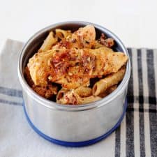 lunch box that keeps food cold and hot
