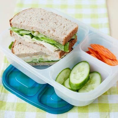 5 easy lunches using egg salad for school or the office. High in protein, vegetarian, and easy to make lunch ideas.