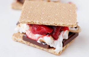 strawberry s'mores