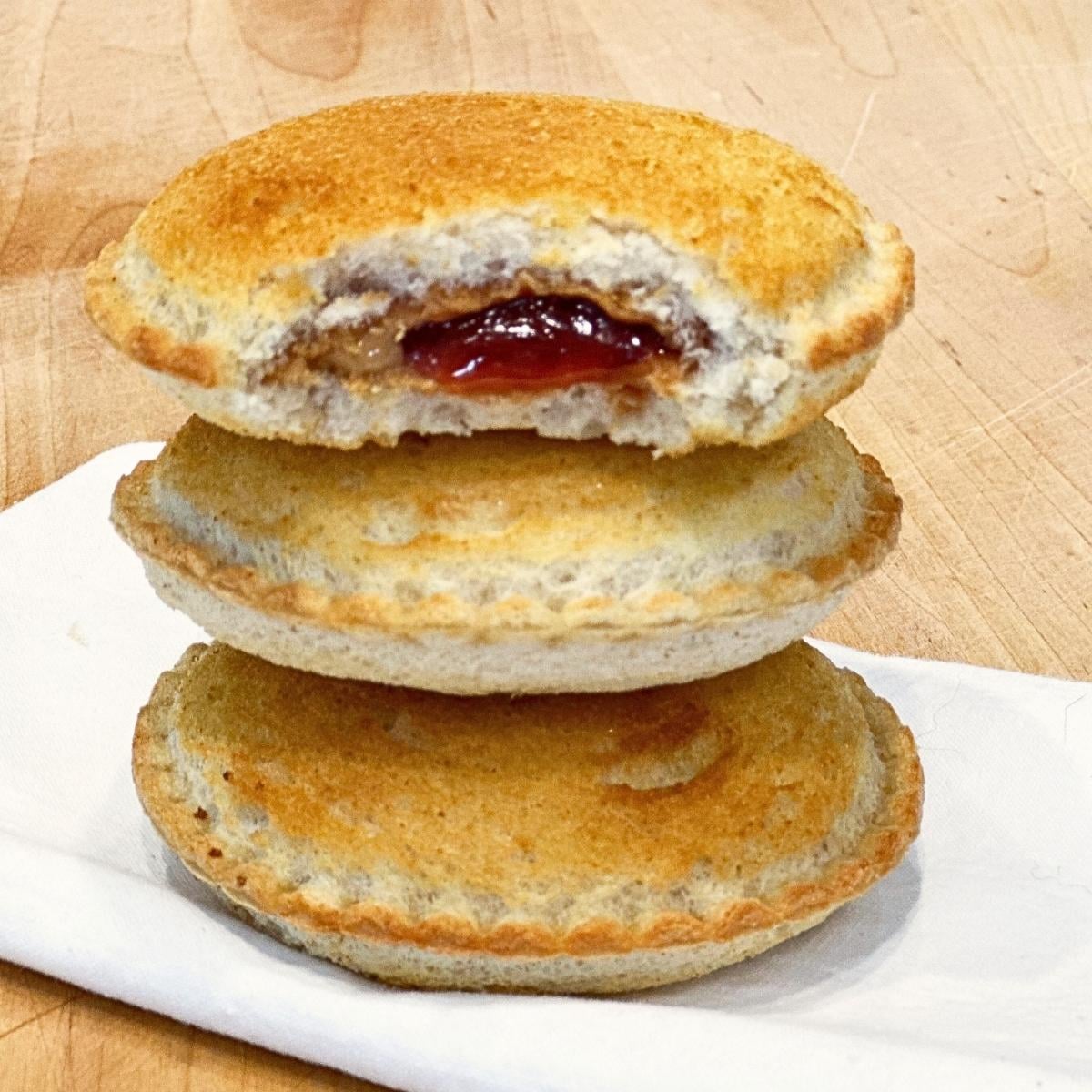 Air Fryer Uncrustables