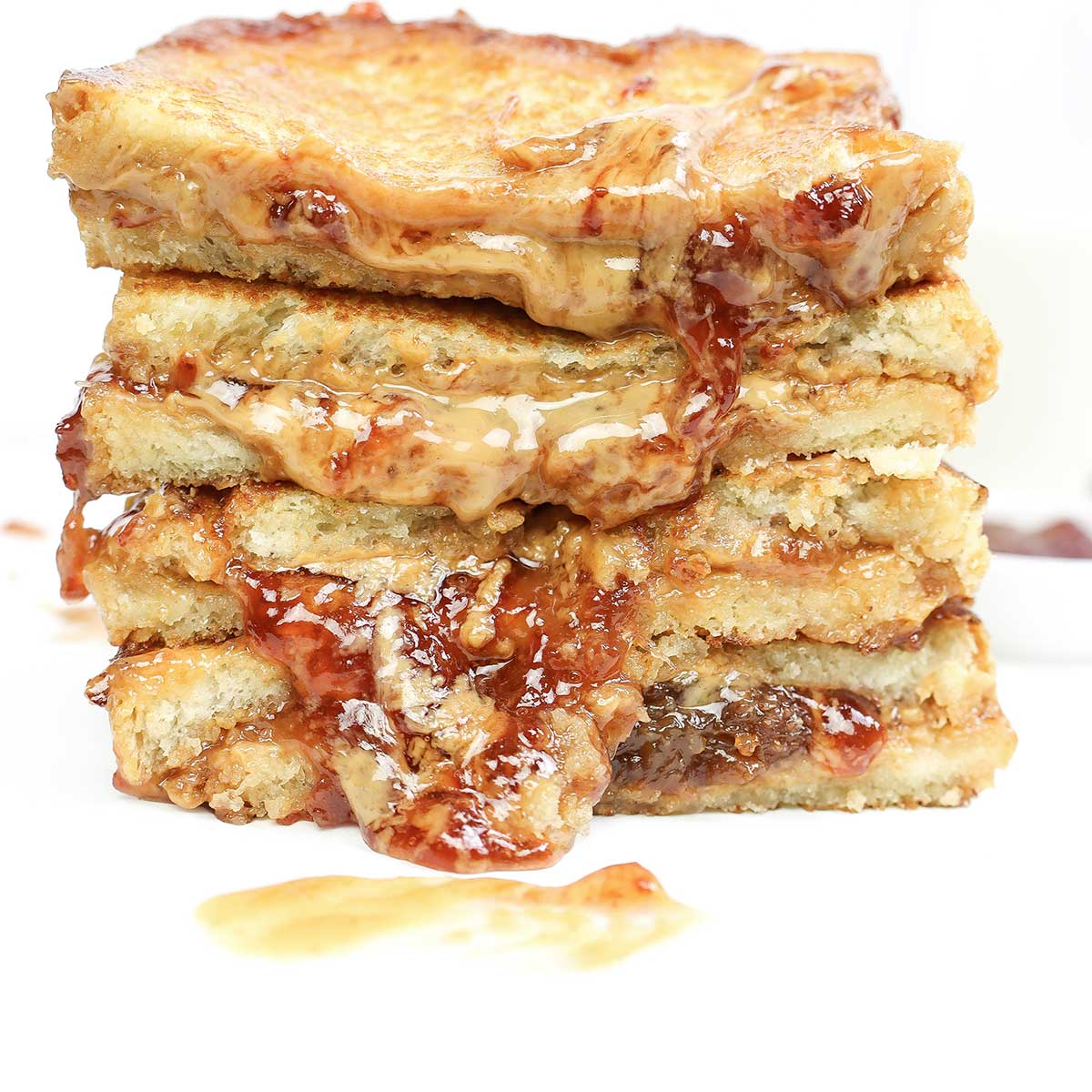 Crispy Grilled Peanut Butter &amp; Jelly Sandwich | MOMables