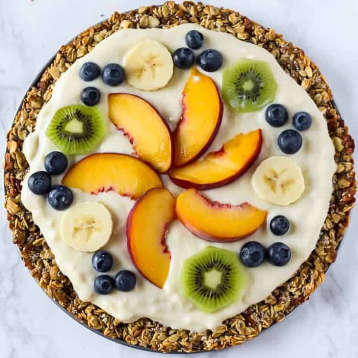 Healthy Fruit Pizza with Yogurt