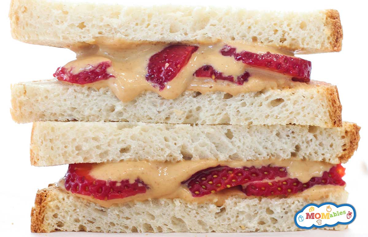 strawberry peanut butter sandwich
