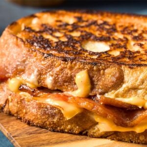 bacon grilled cheese sandwich